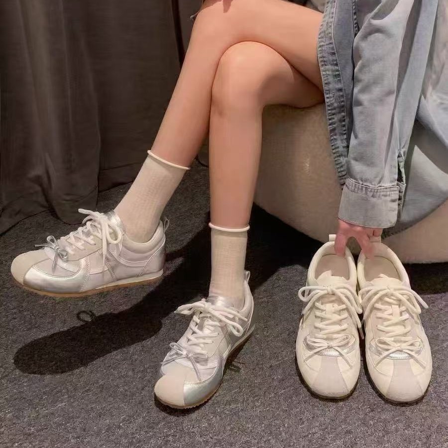 韩版板鞋风芭蕾百搭学生蝴蝶结春秋2026平底休闲鞋女系带新款时尚