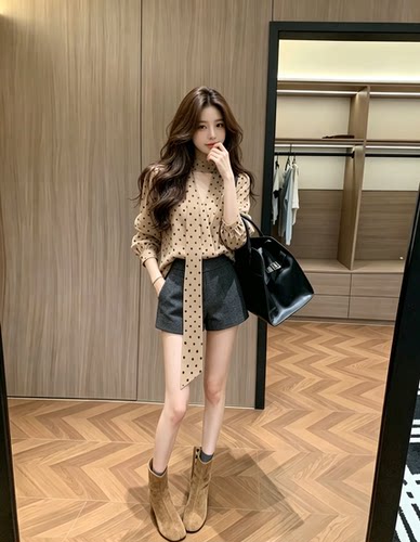 Leathercat高知小资上衣女2026早秋韩系气质高级感温柔风波点衬衫