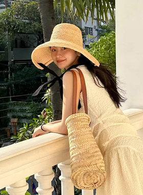 日本VVA夏季欧美时尚黑色绑带圆顶大檐拉菲草帽女度假遮阳海边