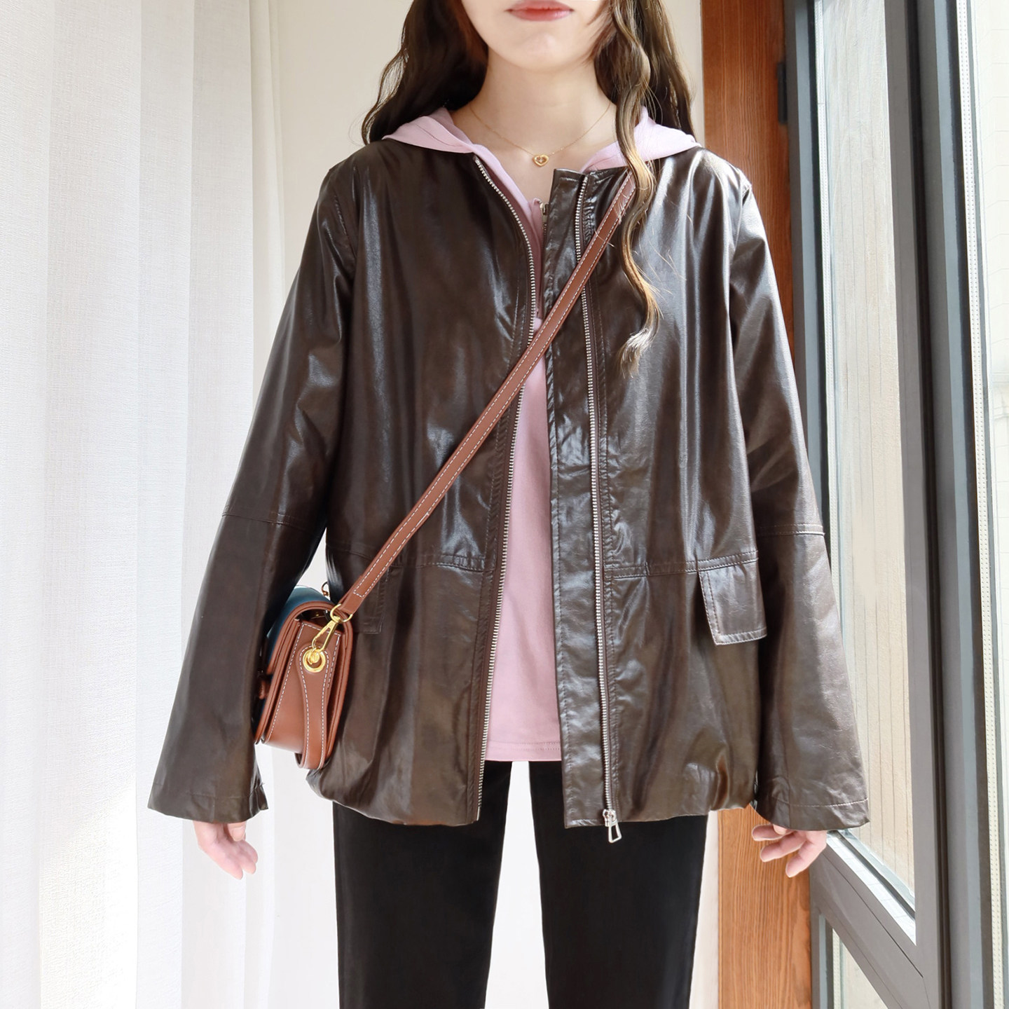 大码皮衣外套女200斤胖mm高级感春款韩系宽松胖妹妹圆领开衫上衣