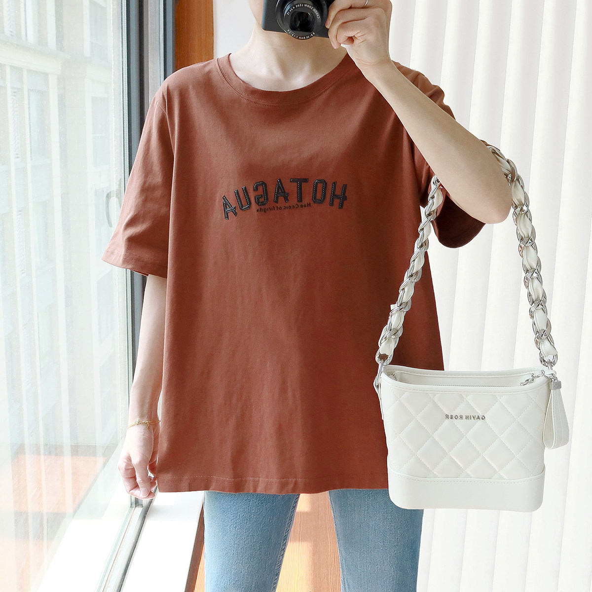 大码字母短袖T恤女胖mm200斤夏装正肩纯棉炸街高级感遮肉显瘦上衣