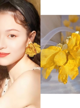 钟楚曦同款耳环法式复古黄色布艺花朵旅游耳饰耳钉耳夹2024春夏新