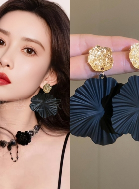 个性夸张黑色耳环耳饰耳钉耳夹耳坠旅游度假饰品潮流秋冬新款女