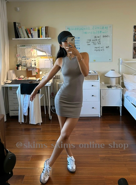 现｜skims卡戴珊背心连衣裙女纯欲辣妹性感无袖圆领包臀短裙