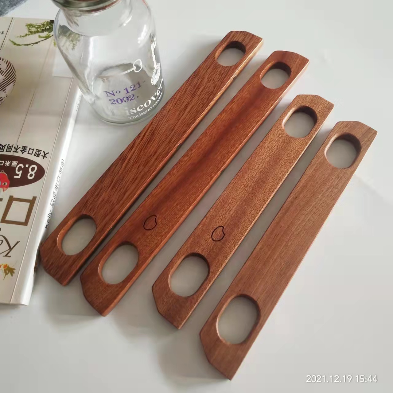 新品日式胡桃木色实木一字型复古手挽diy手工包布艺皮革编织配件