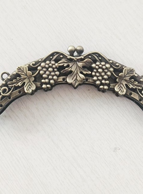 新品手工diy葡萄纹雕饰古铜色复古口金包配件布艺皮革编织33元/个