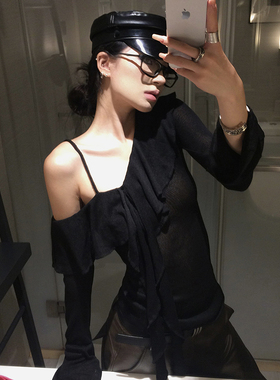 Fanptntox 上衣女秋季新款荷叶边斜领吊带上衣设计感显瘦黑色长袖