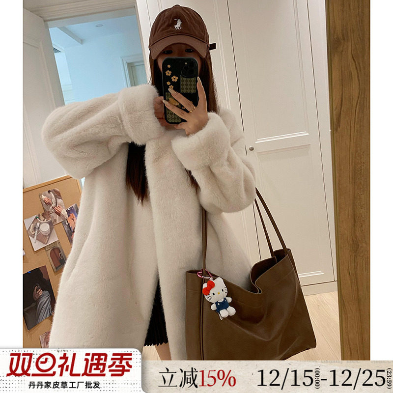 特价水貂绒环保皮草仿貂皮皮毛一体挽袖韩版中长款冬季毛毛外套女