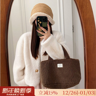 仿天鹅绒貂皮大衣皮毛一体 水貂绒环保秋冬皮草女毛毛外套 V领短款