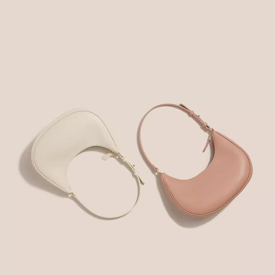 质感时尚单肩包腋下包秋冬季流行