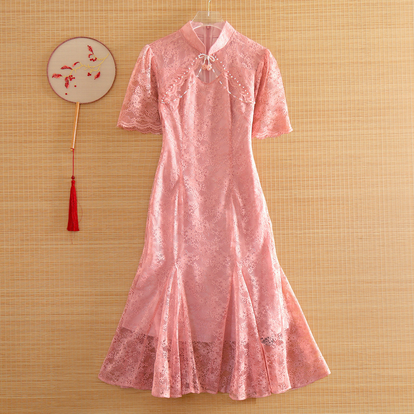 粉色蕾丝改良旗袍女新中式绝美2025新高级感订婚穿搭敬酒服连衣裙