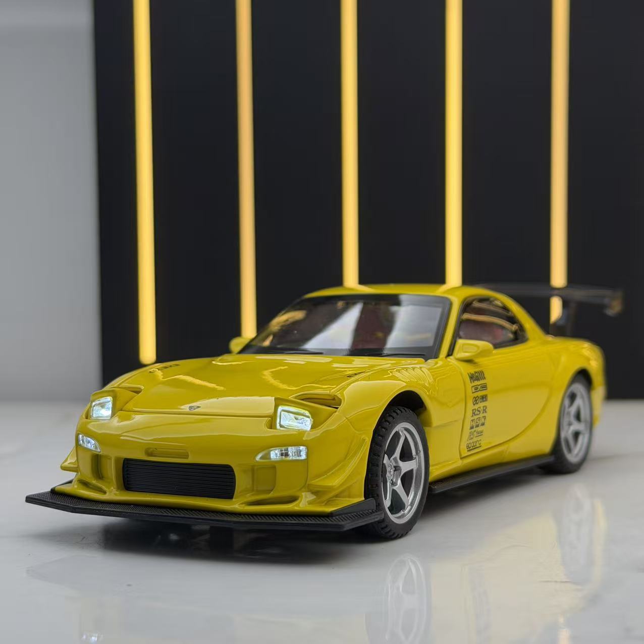 新款众源兴合金1:32玛自达RX-7FD3S跑车带声光儿童玩具车模型摆件 - 实物图