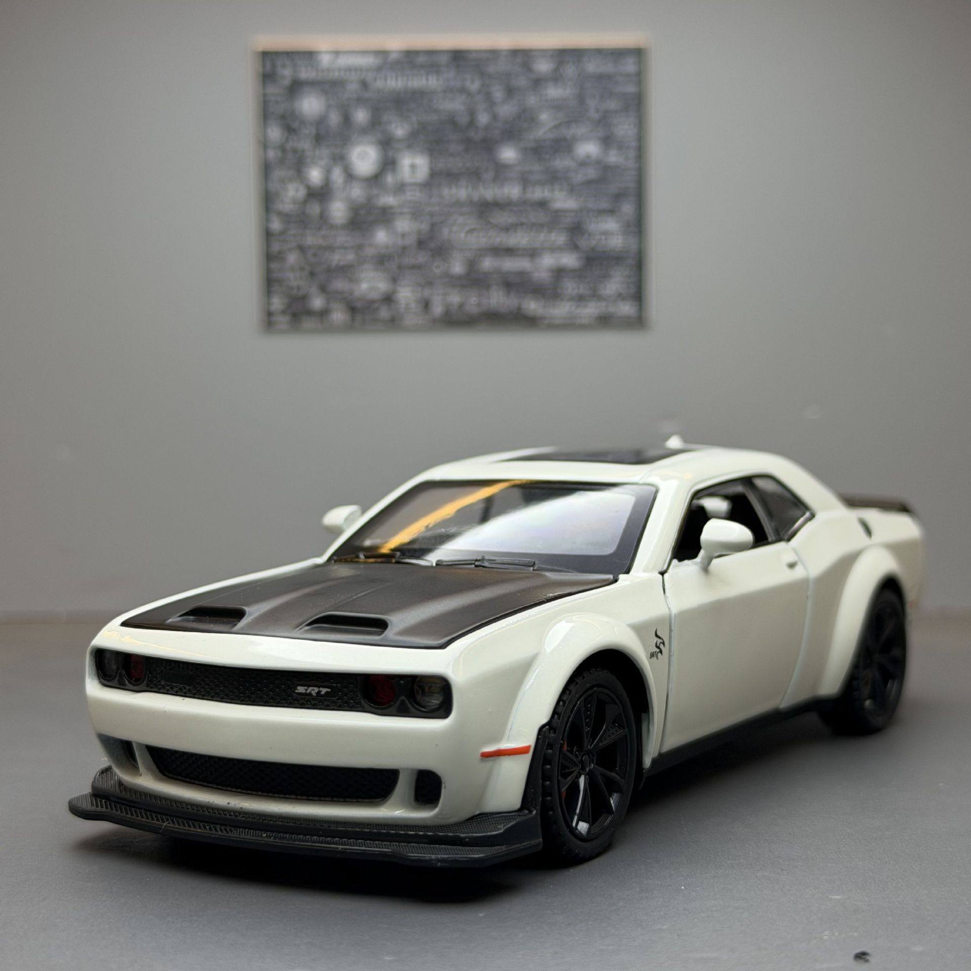 新款 车致合金1:32地狱猫跑车声光儿童玩具车模型摆件,模玩/动漫/周边/娃圈三坑/桌游,火车/摩托/汽车模型,淘宝优惠券,粉丝福利购,淘宝优惠卷