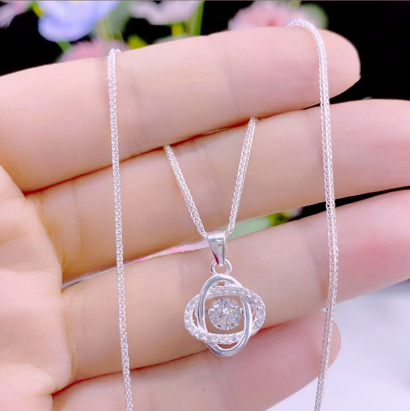 足银9999肖邦链纯银项链女灵动四叶草吊坠时尚百搭简约送人礼物