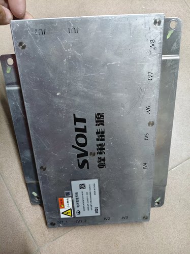 蜂巢能源电池管理系统BMS， 型号QCSBWCAGBOM12008130150，