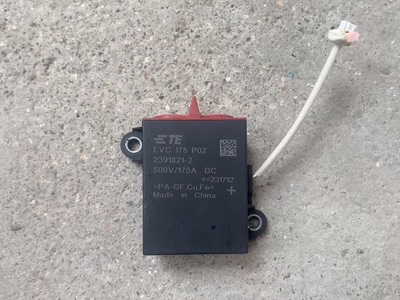 TE泰科继电器EVC 175 P02，型号2391821-2，500V/175A DC。