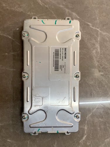 拆机SAIC MOTOR荣威电池管理系统BMU，