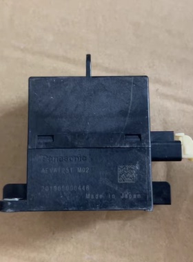 AEVA1251 M02继电器，250A 12V 500VDC