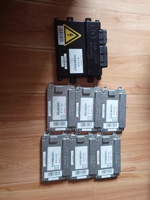 拆机北汽新能源汽车EU5电池管理系统BMS， 型号：BMS-C51-S008:H0