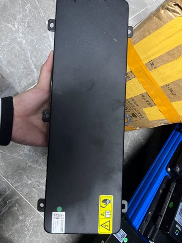 上汽通用五菱 宝骏E100 宁德时代115.2V 130ah 800224-00003-7.2