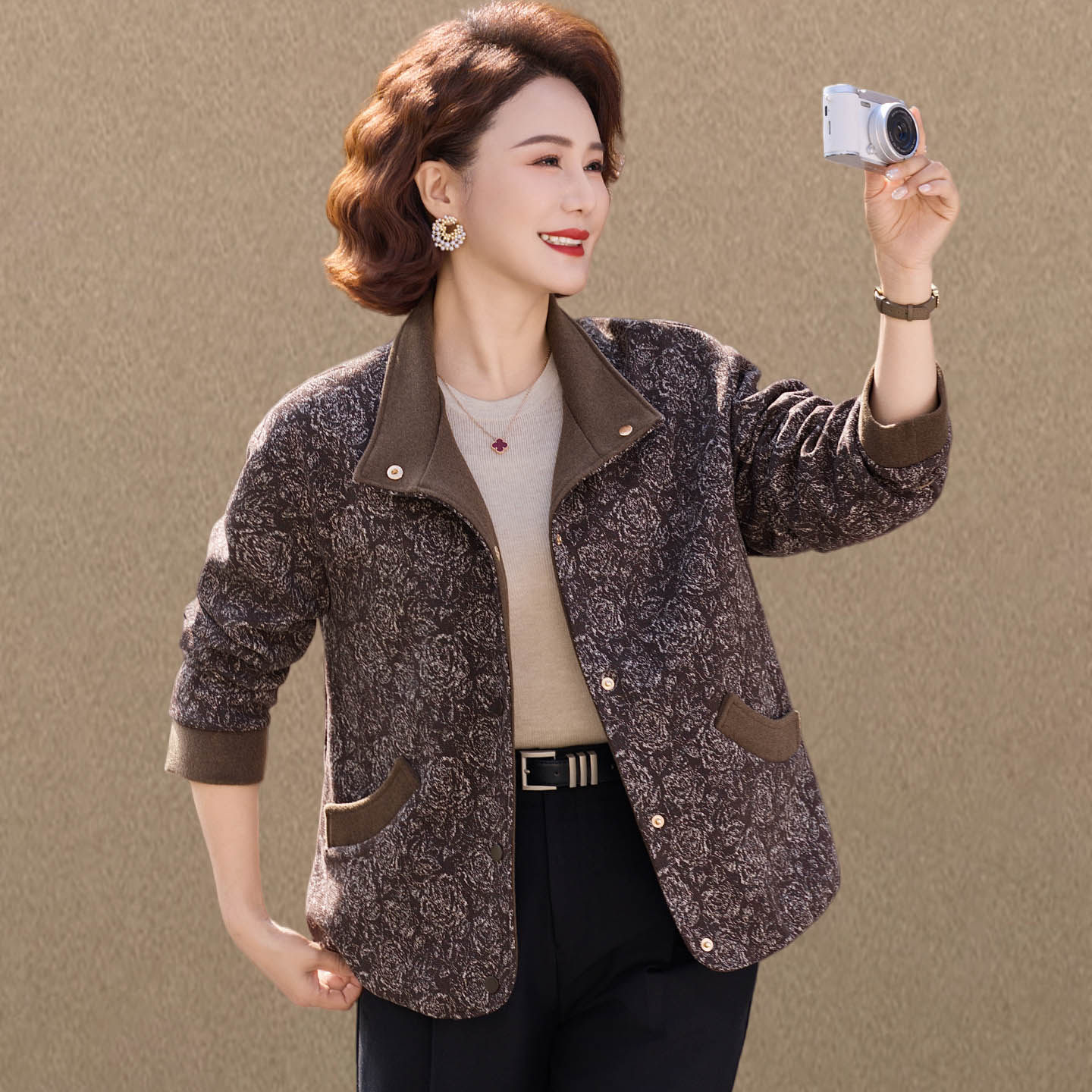 小个子妈妈春秋装外套女2026新款洋气中老年气质减龄夹克上衣短款,女装/女士精品,中老年女装,淘宝优惠券,粉丝福利购,淘宝优惠卷