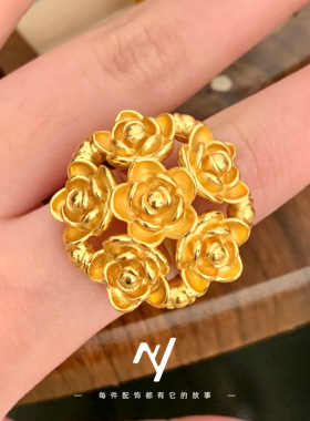金店同款古法沙金玫瑰手捧花戒指轻奢复古花朵食指戒指送女友礼物