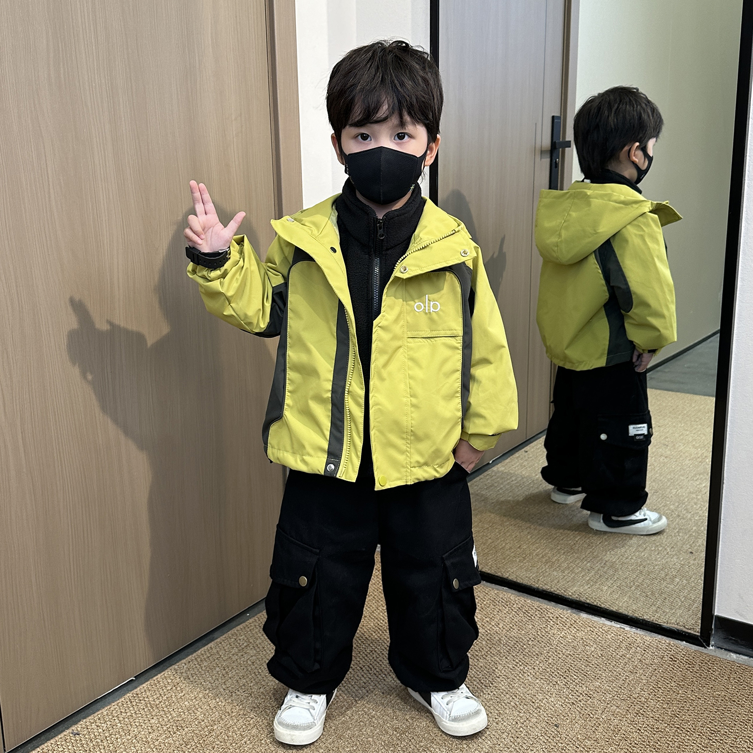 男童秋冬冲锋衣外套2025新款风衣