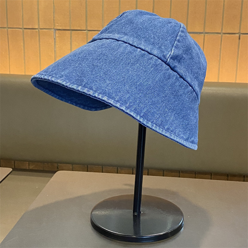 水洗牛仔布显脸小加宽帽檐鸭舌帽