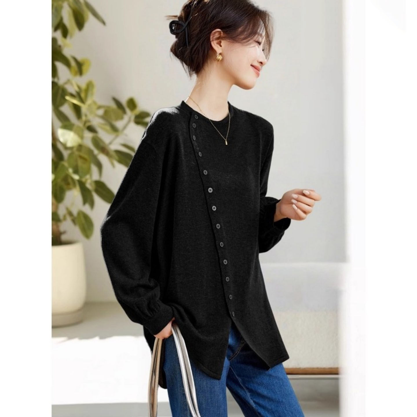 300斤超大码胖MM纯色长袖T恤女别致纽扣开襟圆领显瘦减龄休闲上衣