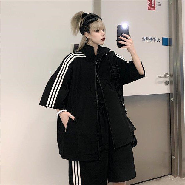 여성을위한 뚱뚱한 MM 반팔 스포츠 캐주얼 정장 특대 2-300 파운드 느슨한 넓은 다리 반바지 투피스 세트 트렌드