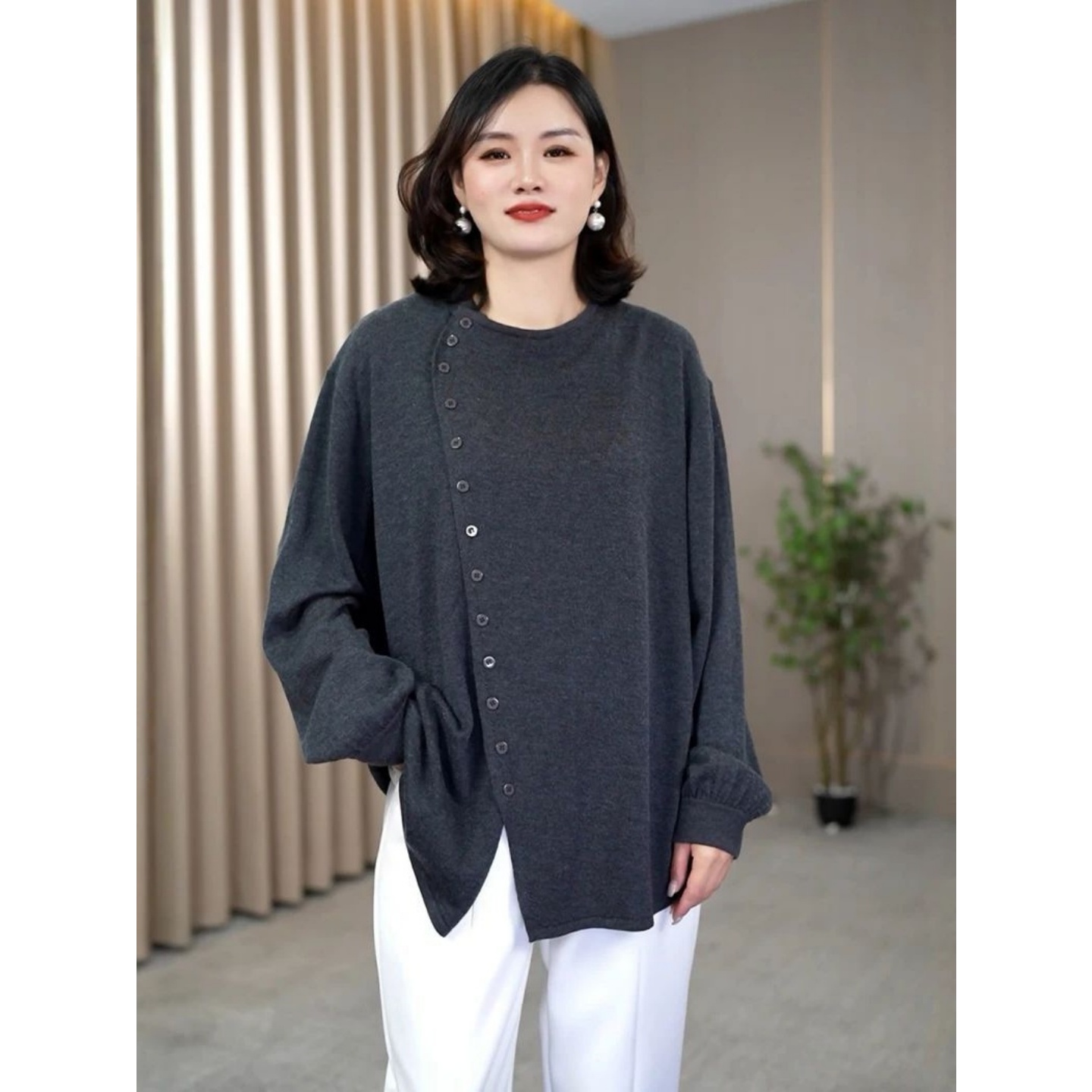 设计感斜门襟秋冬宽松纽扣拼接减龄中长款洋气套头加大码300斤女