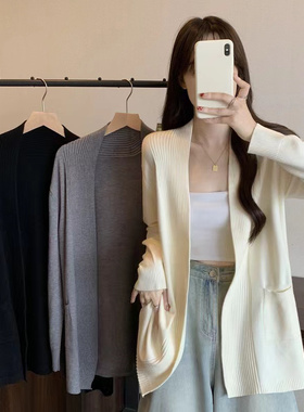 春秋法式温柔风气质胖mm2-300斤特大码别致纯色开衫披肩针织衫女