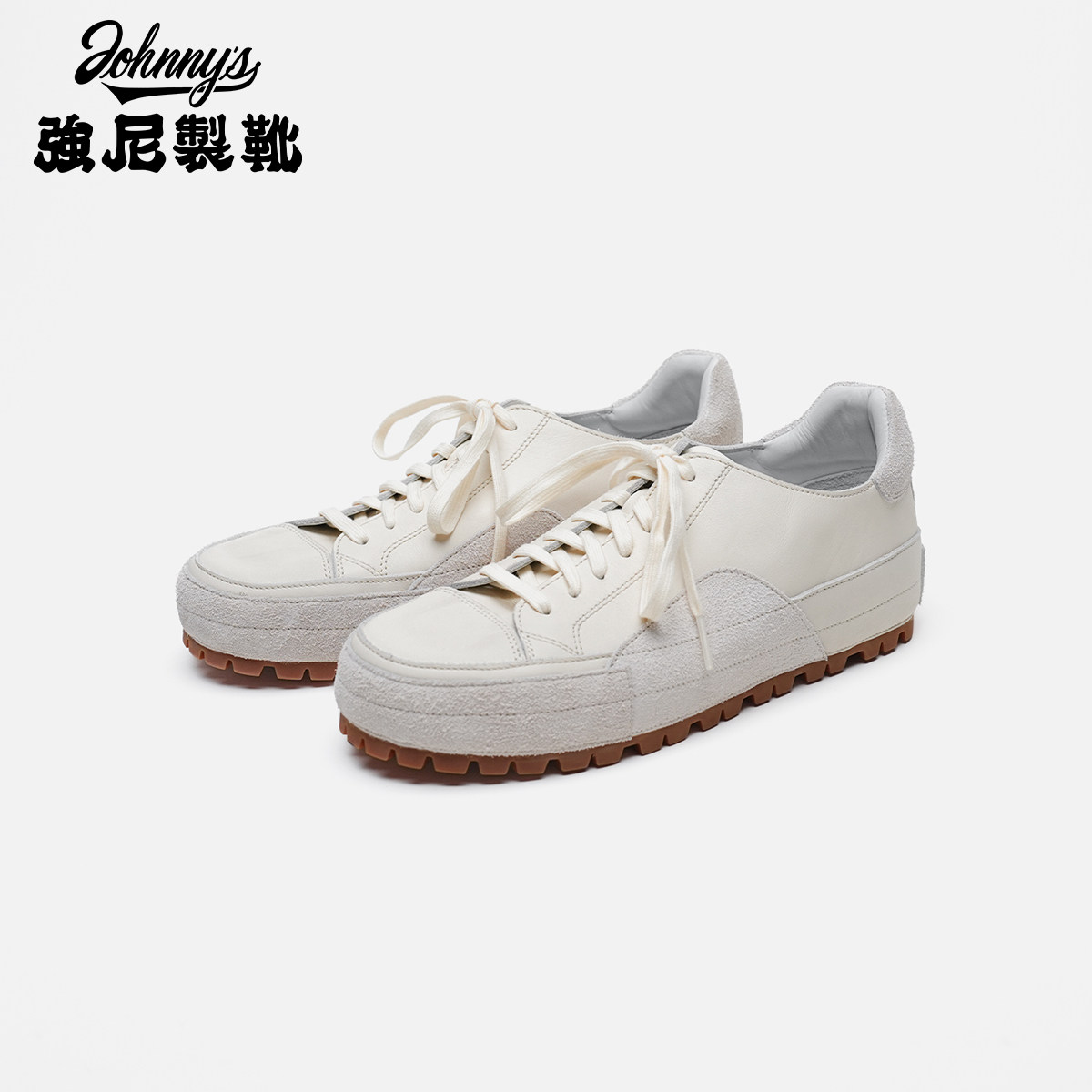 强尼制靴头层牛皮V底小白鞋