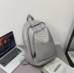 皇马马德里队球迷用品纪念品皇马球迷背包书包双肩包休闲背包