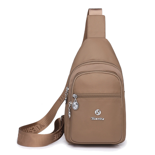 包包胸包女2026新款大容量女包潮流尼龙布斜挎包运动风女式小背包