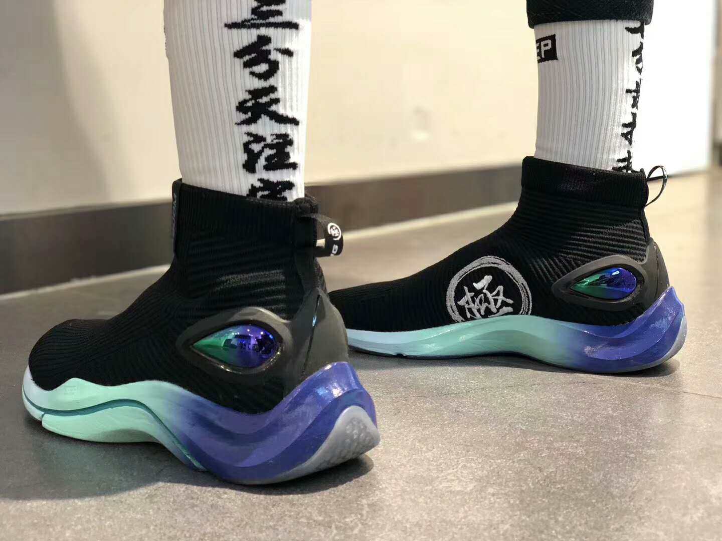 李宁冬款爆点男女情侣一体织减震高帮袜套黑白潮流休闲鞋AGLN121,运动鞋new,运动休闲鞋,淘宝优惠券,粉丝福利购,淘宝优惠卷