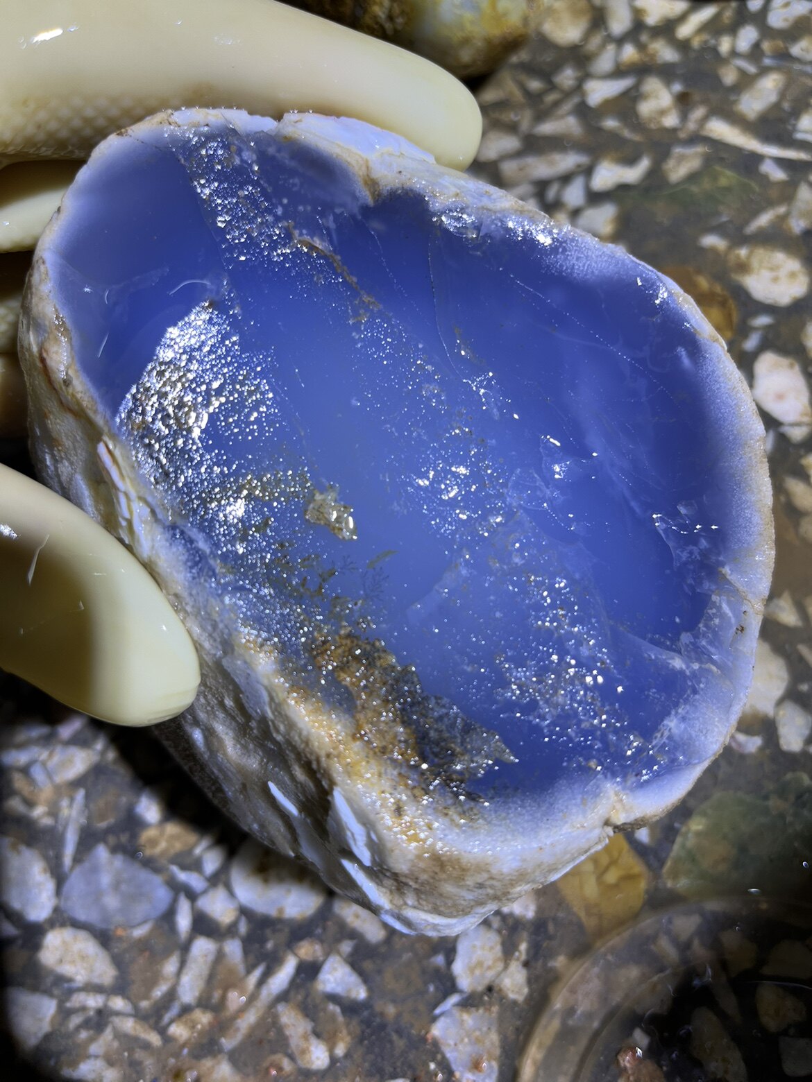 天然土耳其蓝玉髓海蓝宝原石原矿蓝宝石吊坠挂件珠子雕刻练习原料