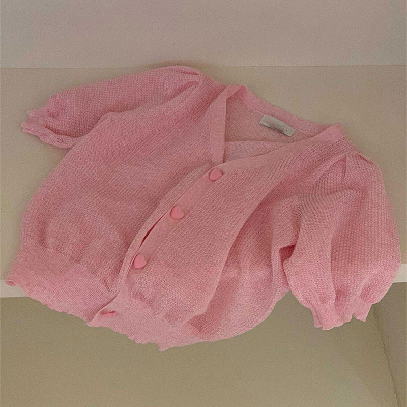 【舒适感爆棚】太好看了韩系爱心扣上衣小众独特别致v领薄款短袖