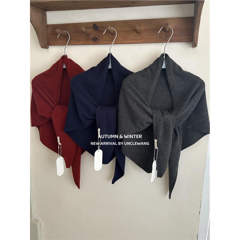 纯羊毛100%wool高品质秋冬围巾披肩女外搭两用纯色大宽松三角巾