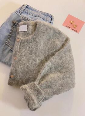 一线品牌清仓外贸捡漏必入~超好看浣熊绒软糯圆领灰色针织开衫女