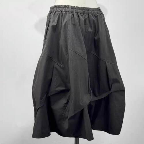 被惊艳到了！灰色褶皱工装半身裙女夏季设计感山本风痞帅中长裙子