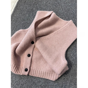 粉色山羊绒马甲针织背心女早秋2026新款V领无袖坎肩叠穿开衫外套
