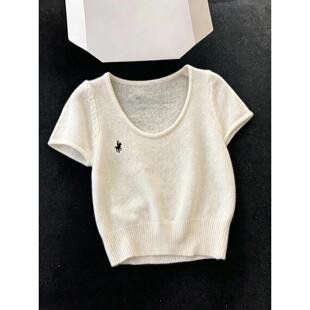 小马刺绣U领白色冰丝短袖针织衫女夏季薄款2026新款高级感T恤上衣