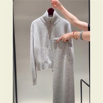 巨好看的冬装一整套小香风灰色针织毛衣半身裙两件套装女2025