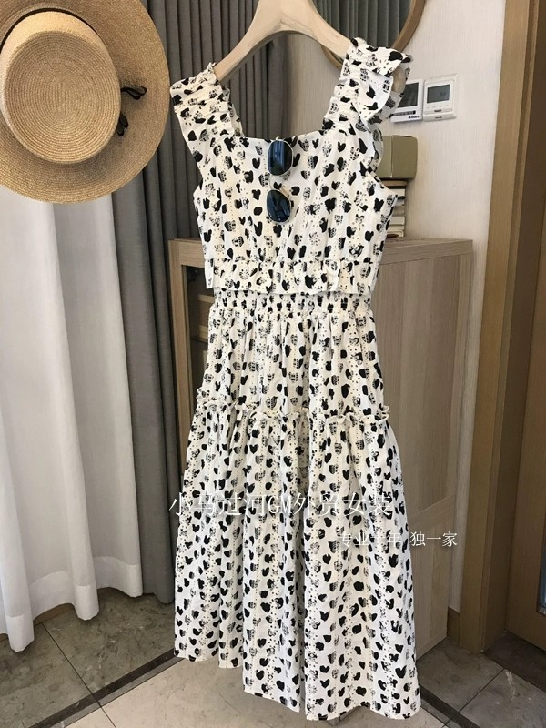 2024夏季新品！法式重工刺绣镂空印花吊带a字优雅高腰连衣裙