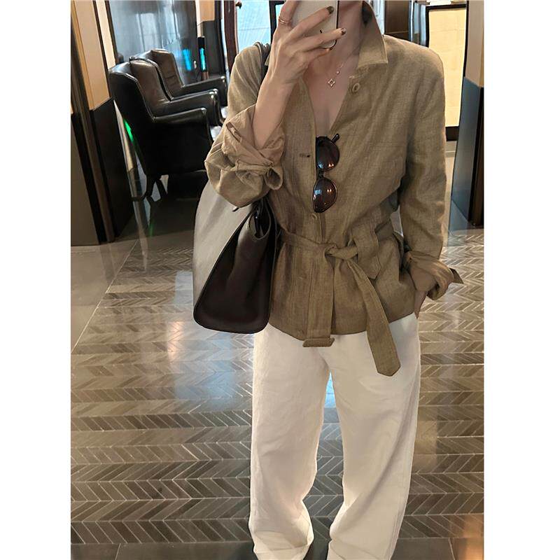 2025早秋新款法式复古亚麻外套女时尚设计感老钱风卡其色棉麻上衣