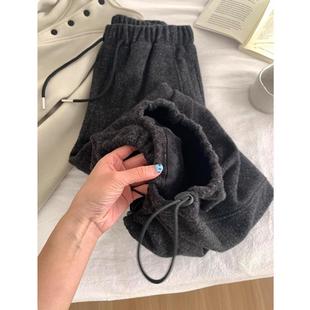 子 显瘦百搭脚口松紧休闲裤 今年流行深灰色糯米绒毛巾裤 女2025冬季