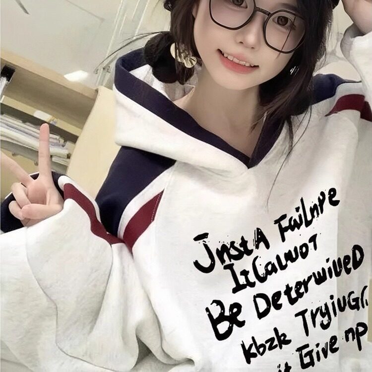 潮流拼接撞色连帽卫衣女秋冬加绒加厚学生宽松插肩袖上衣爆款外套