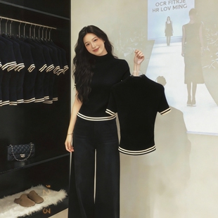 撞色条纹半高领针织短袖女夏季时髦中袖修身t恤黑色内搭打底上衣