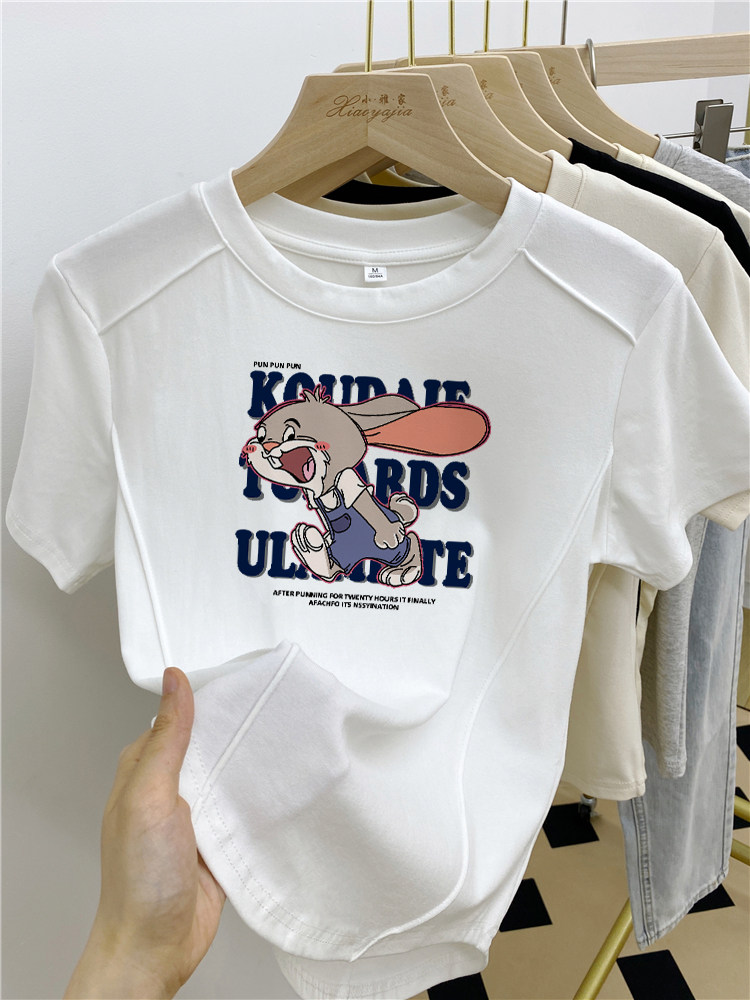 小个子白色印花短款t恤女正肩夏季短袖修身显瘦鱼骨上衣新款2026